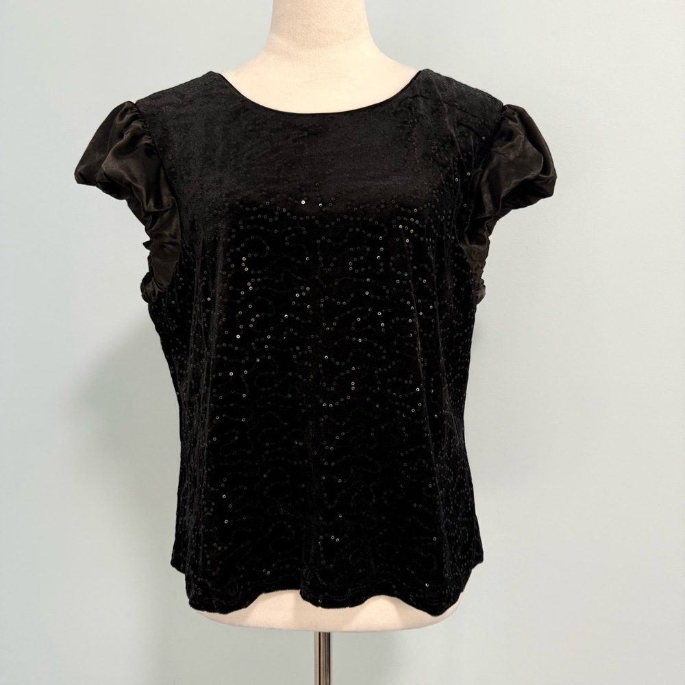 Nanette Lepore Women’s Short Sleeve Embroidered Sequin Black Velvet Top Size‎ L